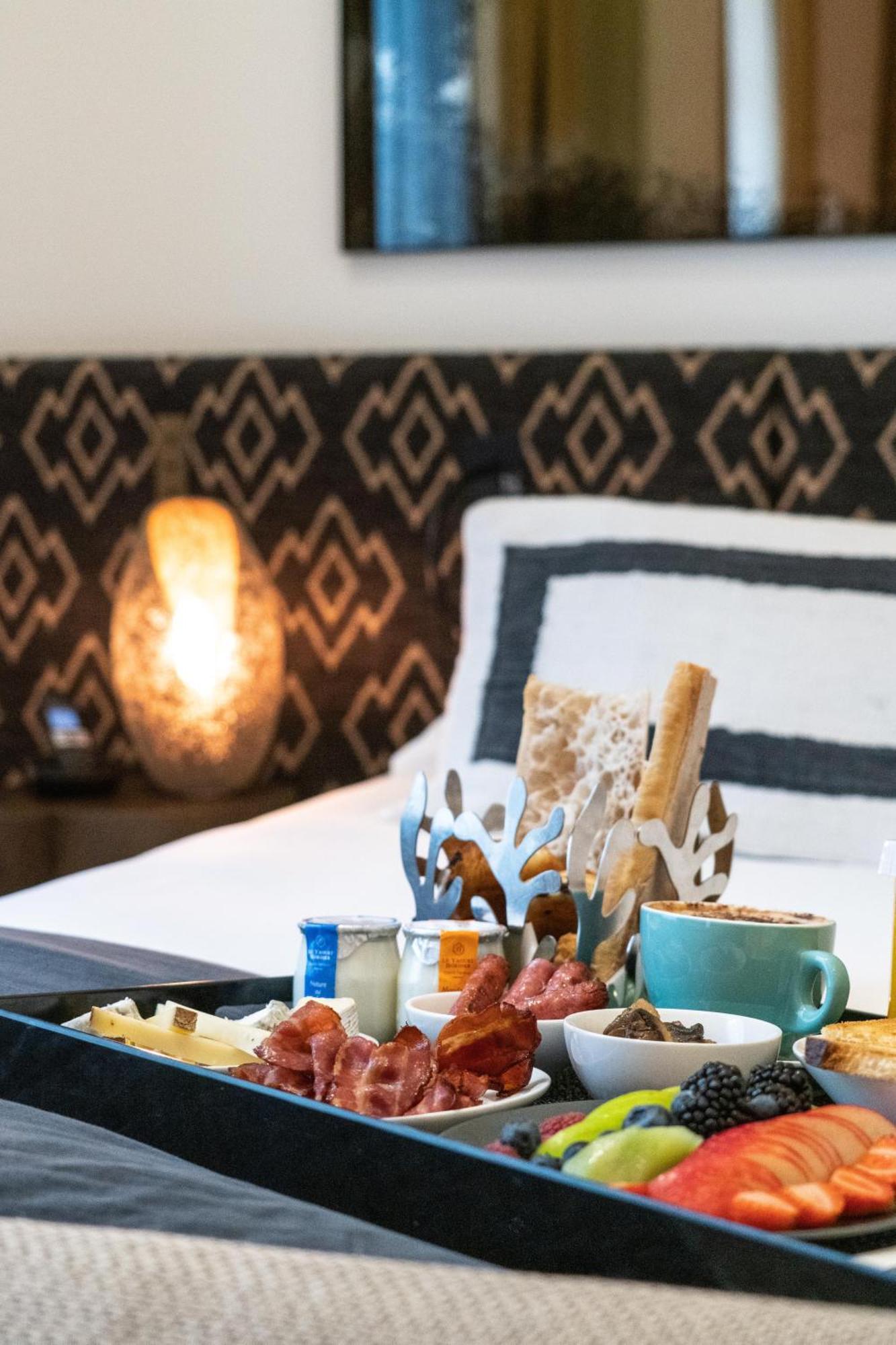 Hotel Marignan Champs-Elysees Παρίσι Εξωτερικό φωτογραφία